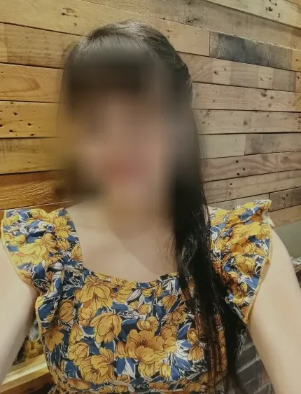 Olivia, 29